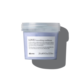 Davines Essential Haircare LOVE Smoothing Conditioner 250 ml Product Image