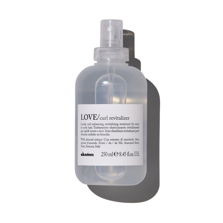 Davines Essential Haircare LOVE Curl Revitalizer  250 ml Product Image